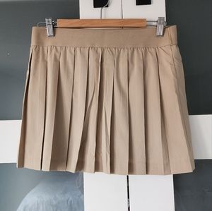 GAP pleated tennis skirt size M